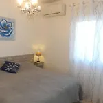 Casa Gigi 6 Pax كاليبي