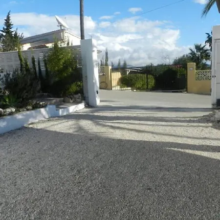 Casa Gigi 6 Pax كاليبي
